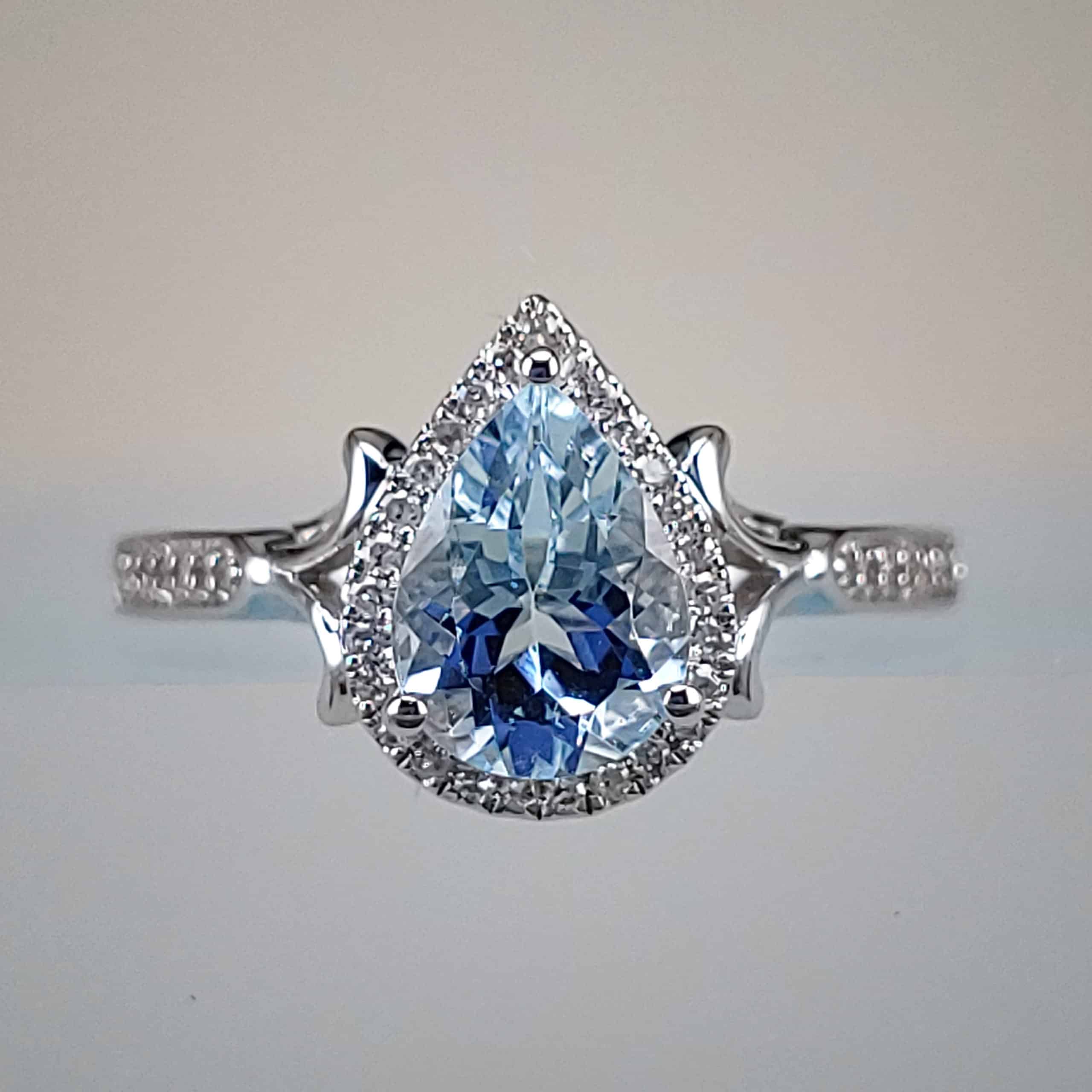 Pear Shaped Aquamarine w Round Brilliant Diamond Halo