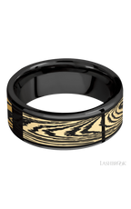 8 mm wide/Flat/Zirconium band with one 6 mm Centered inlay of 14K Yellow Gold with a laser carved Woodgrain pattern.