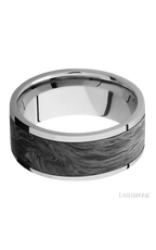 9 mm wide/Flat/Titanium band with one 7 mm Centered inlay of Forged Carbon Fiber.
