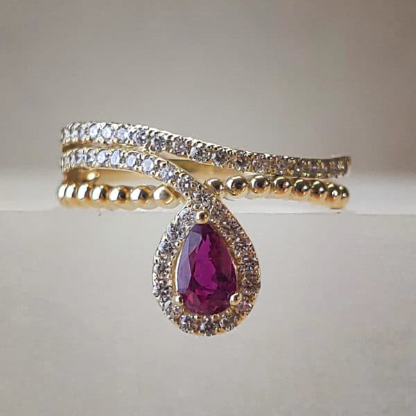 Pear Shaped Ruby in 14k Yellow Gold